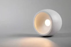 Hide-a-lite Globe G2 Surface