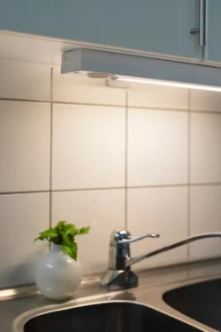 Hide-a-lite Kitchen Line Underskåpsarmatur
