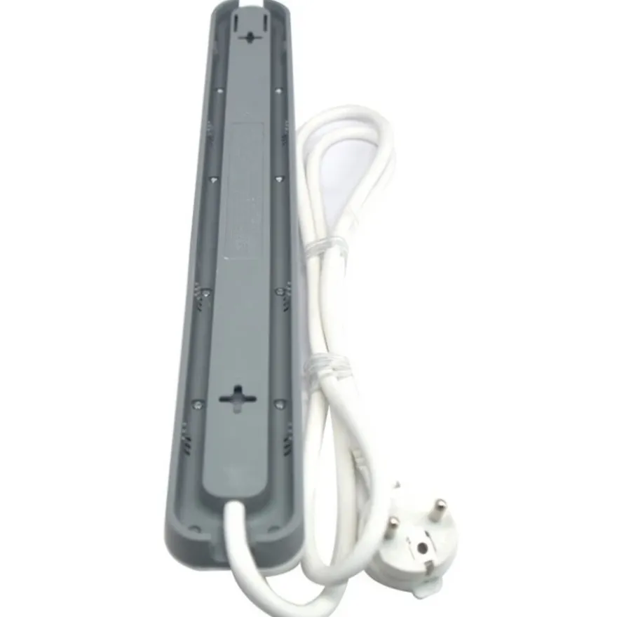 Namron Grenuttag Jordat 6-vägs 2 USB + brytare
