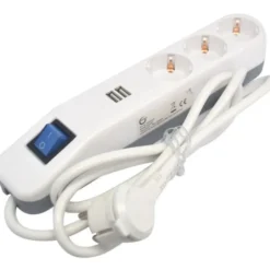 Namron Grenuttag Jordat 3-vägs 2 USB + brytare